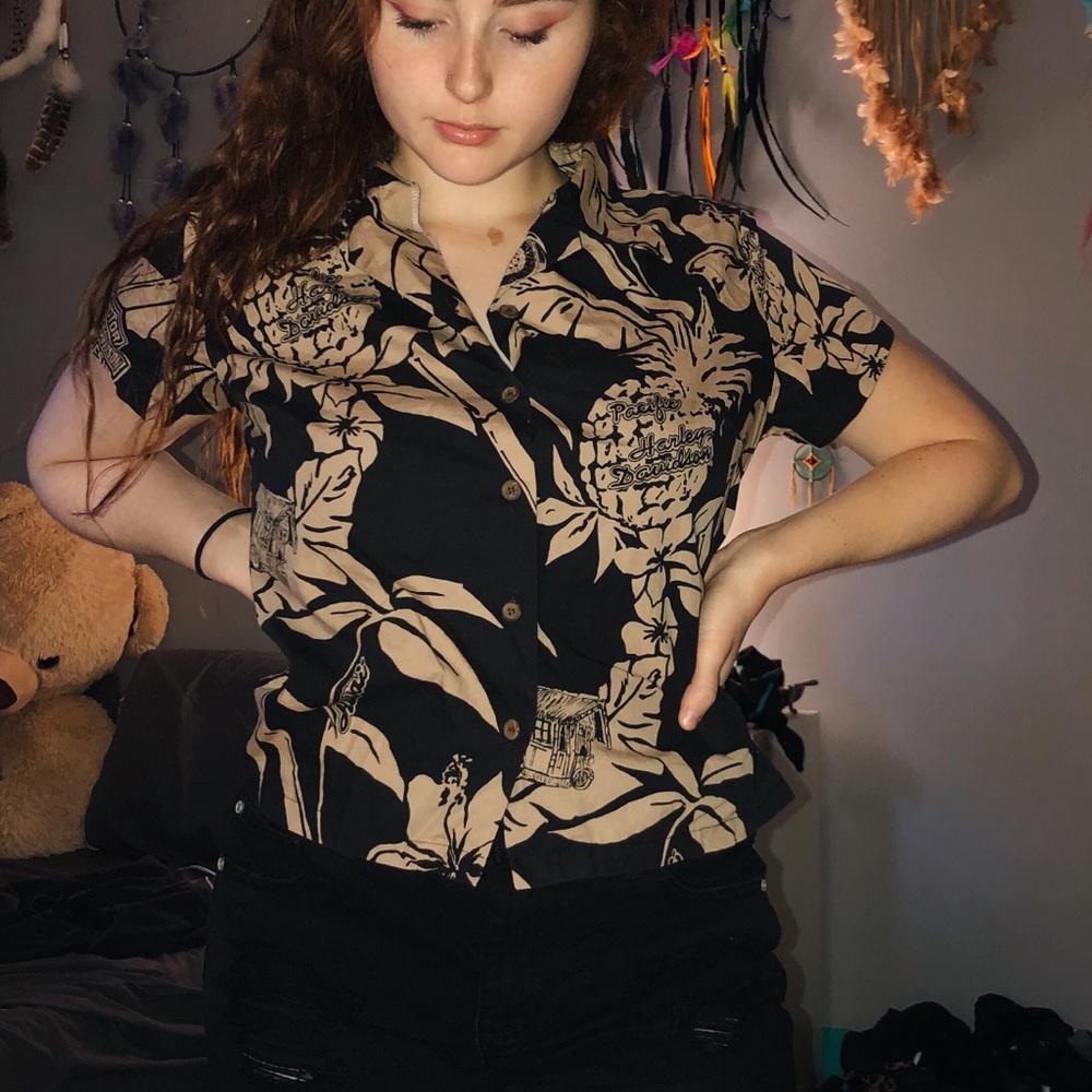 SOLD ON CURTSY Harley Davidson Hawaiian Shirt